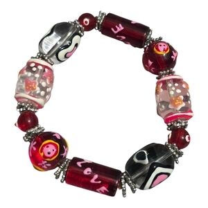 Valentines Glass Beaded Bracelet with Pink Accents